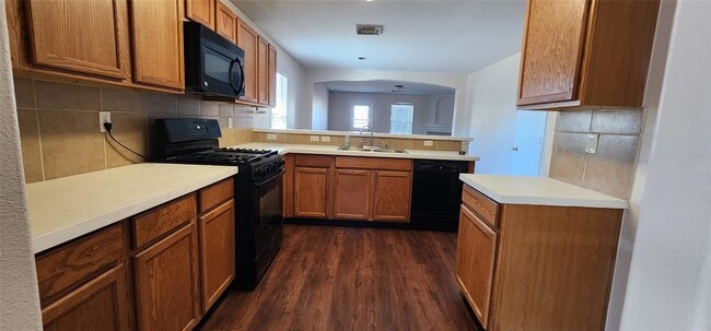 315 Sunset Colony Dr