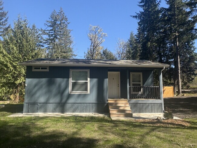 Photo - Remodeled 1BR Cottage on Private Wooded Lot