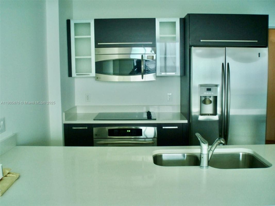 Photo - 333 NE 24th St