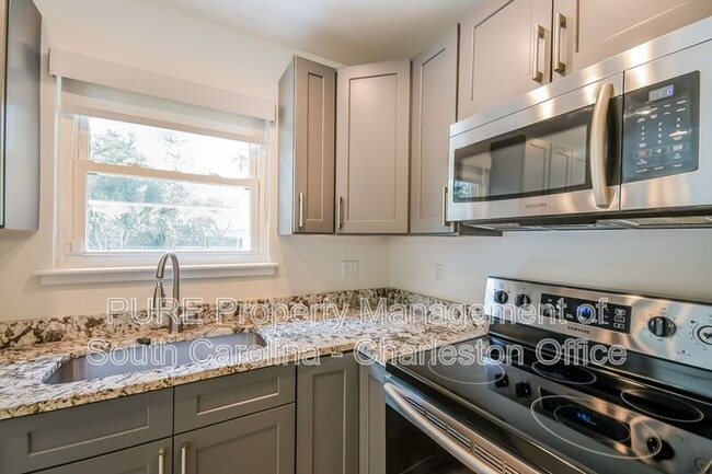 Photo - 1239 Sunset Dr