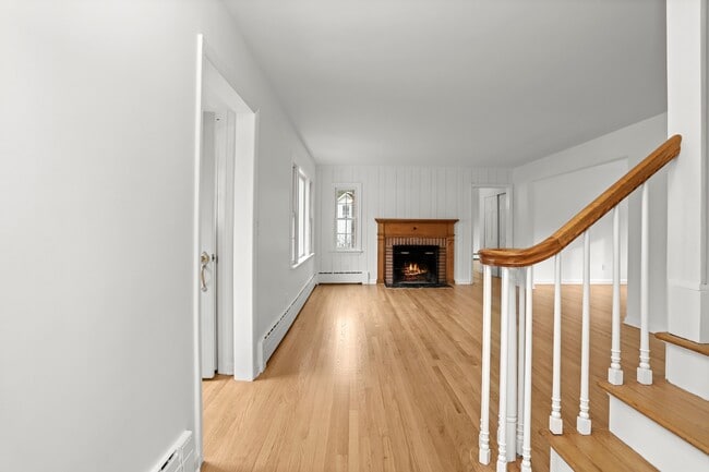 Photo - 148 Old Mill Rd