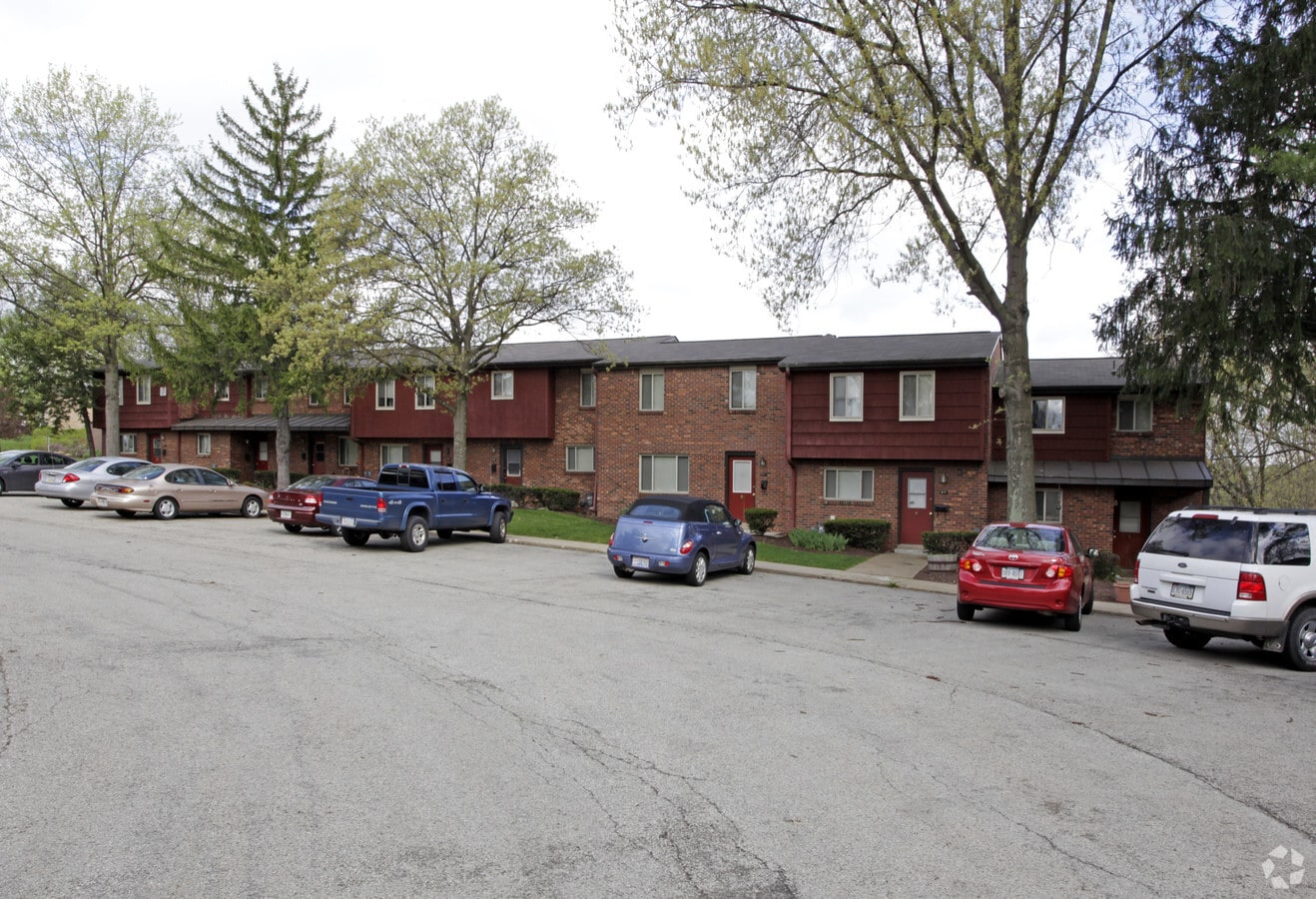 Photo - Ridgewood Court