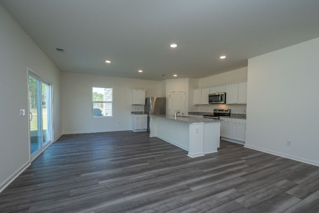 Photo - 604 Polaris Wy