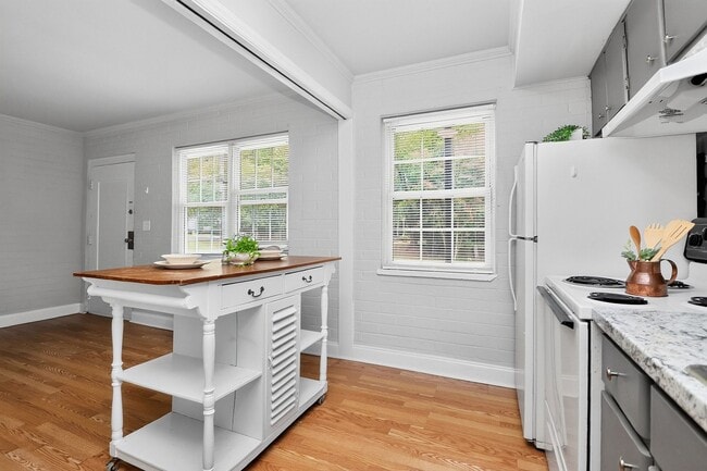 Photo - 1617 Fulton Ave