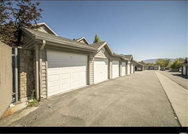 Photo - Condo Ready For You!