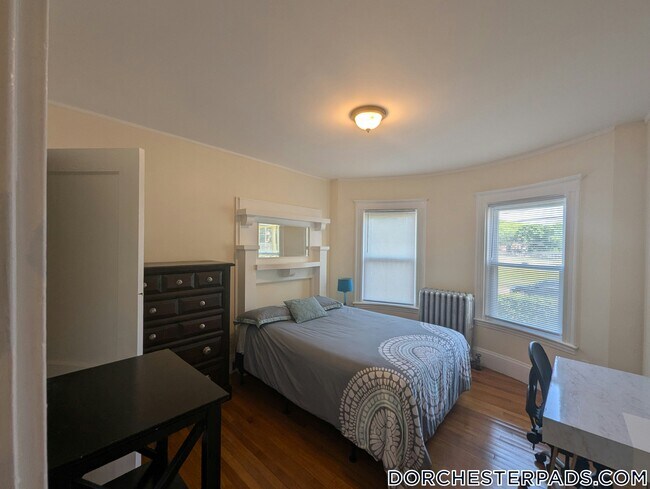 Photo - 27 Bourneside St Unidad 1