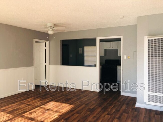 Photo - 2341 Brothers St