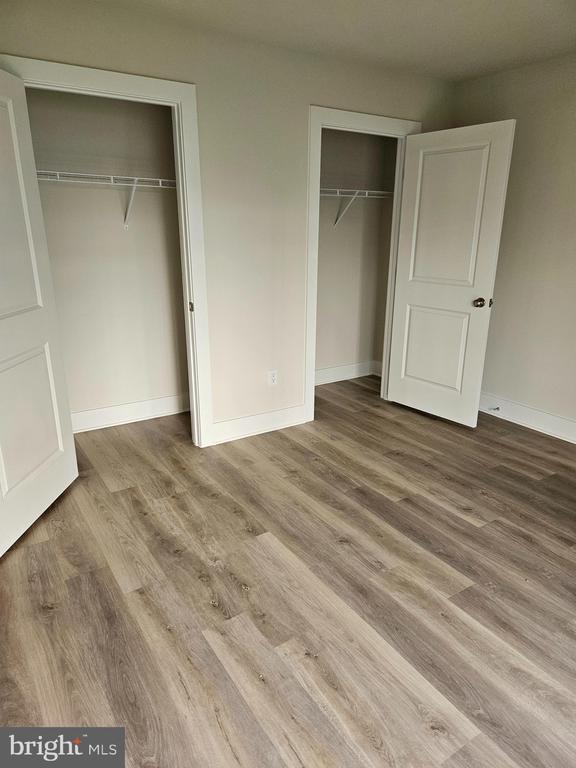 Photo - 1870 Amherst St