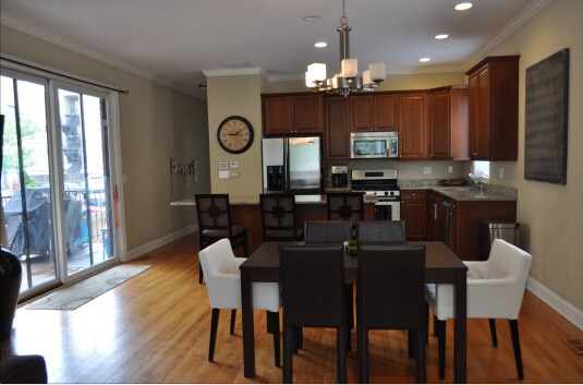 Dining Room - 2531 W Moffat St Condo Unit 1