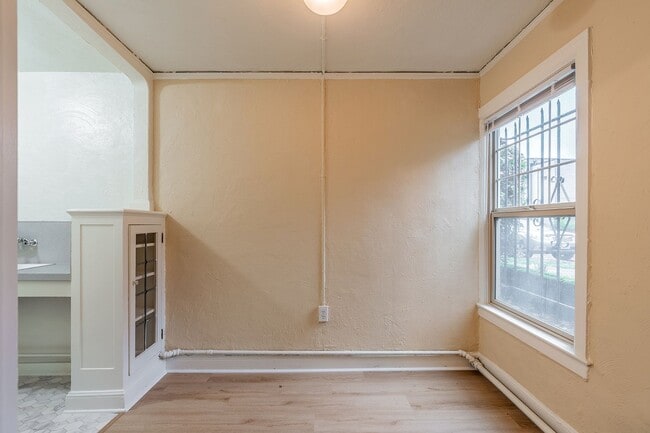 Photo - Roosevelt Apartments