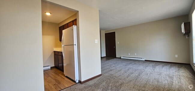 Building Photo - 90 Wood Drive Rental