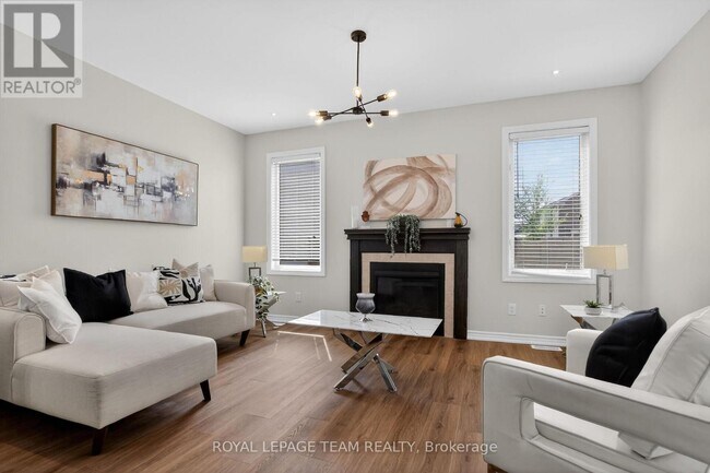 Photo - 925 Whimbrel Way