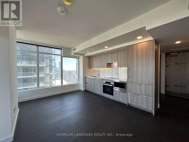 Photo - 3 Concord Cityplace Wy Unit 4605