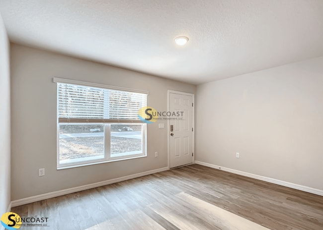 Photo - 9013 N Travis Dr