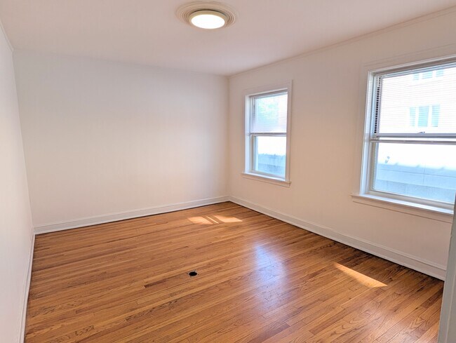 Photo - 1507 Oak Ave Unit 1W