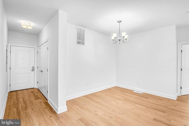 Photo - 123 S Washington St Unit 202