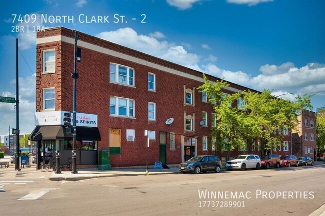 Building Photo - 7409 N Clark St Unit 2