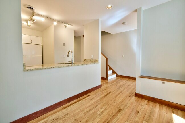 Photo - 39E Bellis Cir