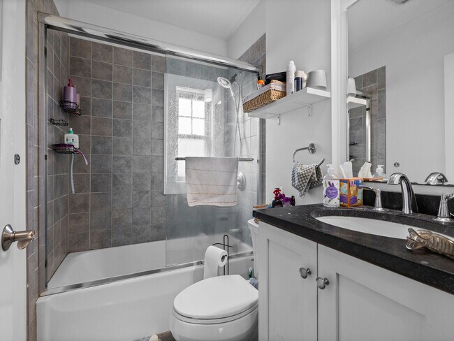 Photo - 78 Bowdoin St Unit 2