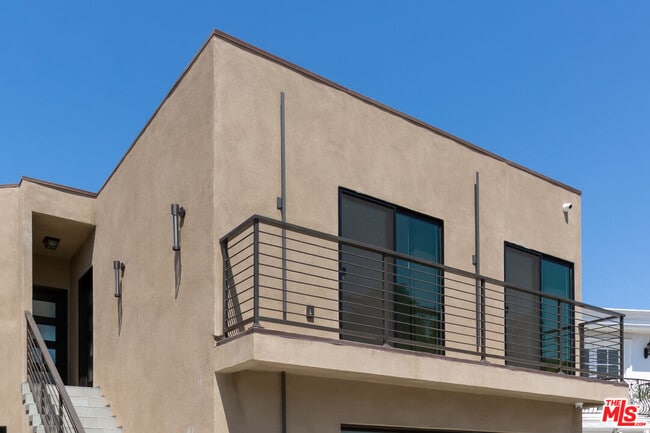 Building Photo - 8012 Zeus Dr