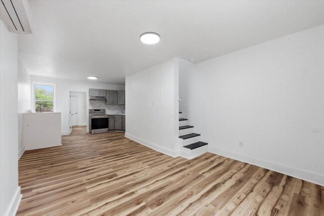 Building Photo - 3BR/1BA Home | North Philly