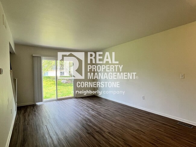 Photo - Move In Ready Townhome Unit 4