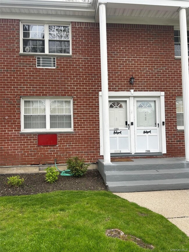 Building Photo - 2305 Wilshire Ln Unit 2305