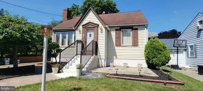 19 Hill St