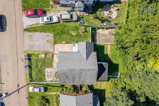 Photo - MOVE IN TODAY TO THIS UPDATED 3 BEDROOM HO...
