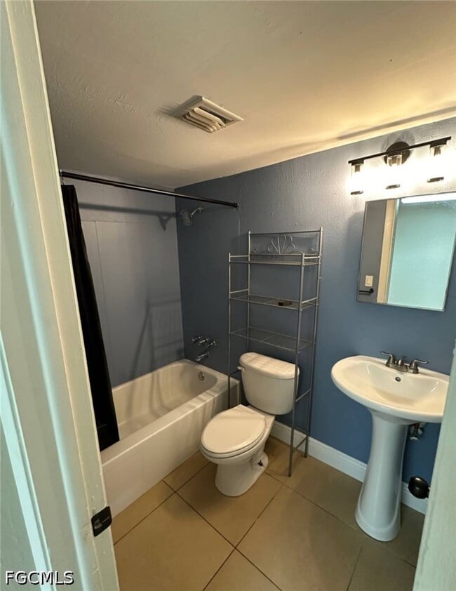 Photo - 2535 Parkway St