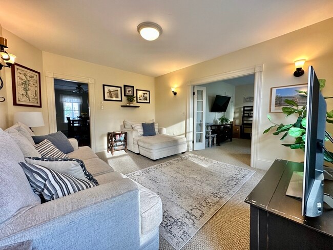 Photo - 35 Reed St Unit 2