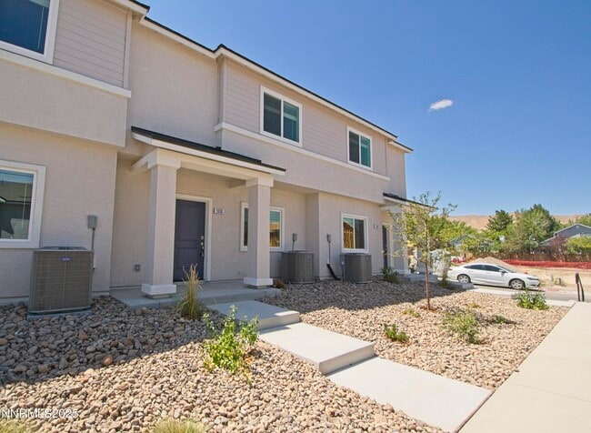 Photo - 1636 Prancer St