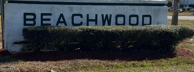 Photo - 11749 Surfwood Ave