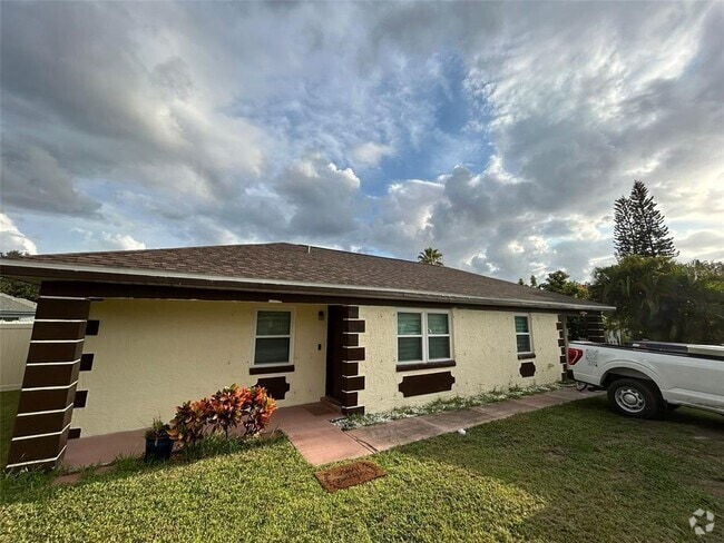 Building Photo - 212 Mississippi Woods Ln Rental