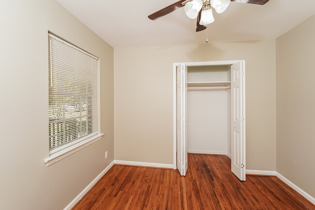 Photo - Charming 3 Bedroom Home