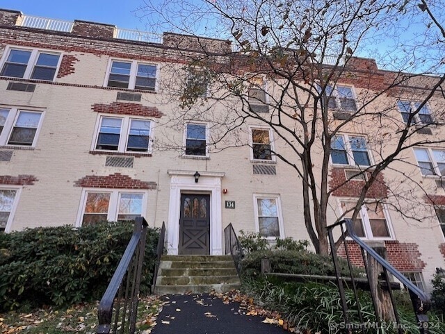 Photo - 134 Woodside Green Unit 3B