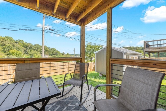 122 Roberts Ridge
