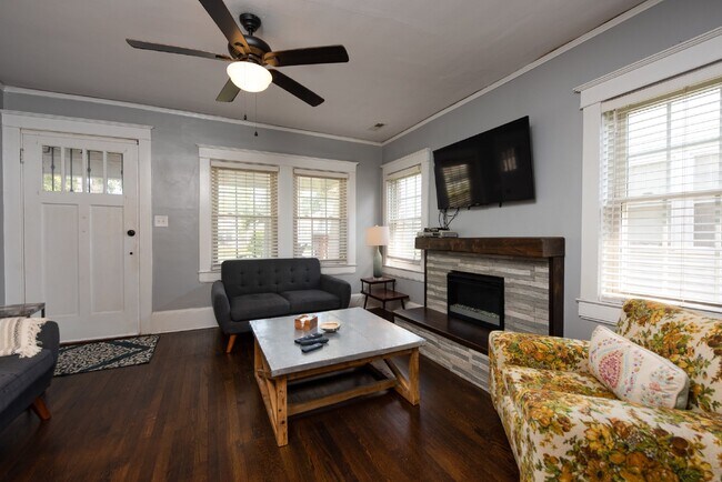 Photo - Fully Furnished Super Cute