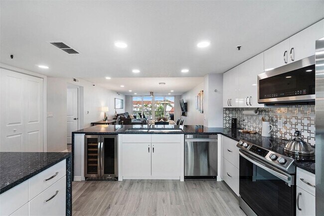 Photo - 19111 Vista Bay Dr Unit 212