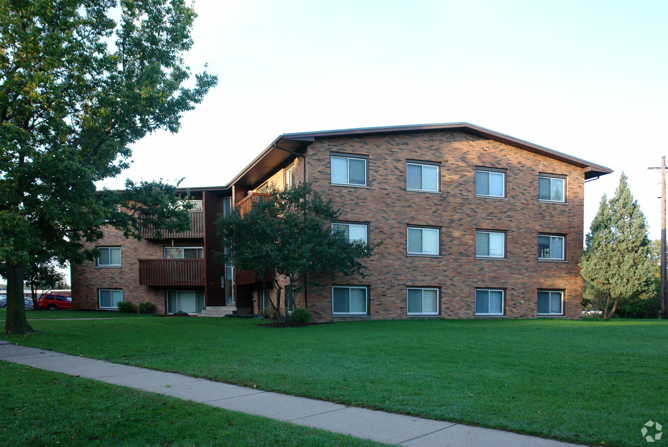Photo - 4601 Independence Ave N Apartments