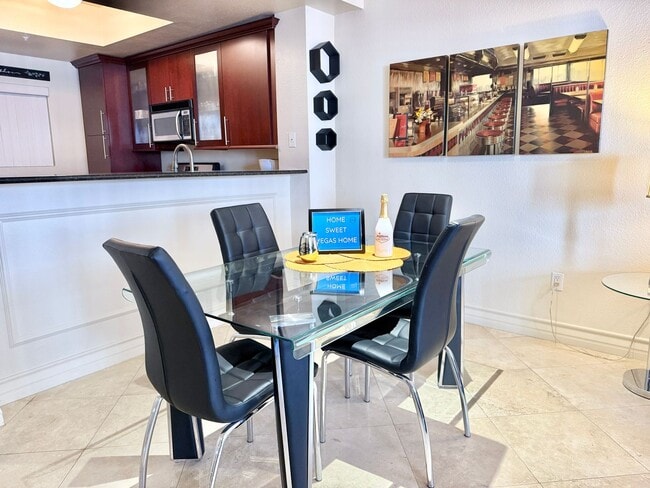 Photo - Meridian Luxury Condo in Resort Community ... Unidad 106