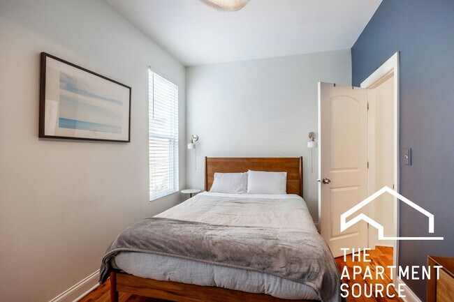 Photo - 2833 N Spaulding Ave Unit 1F