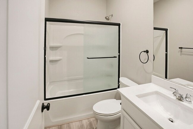 Photo - Inspirada Beauty With Bed and Bath On 1st Floor