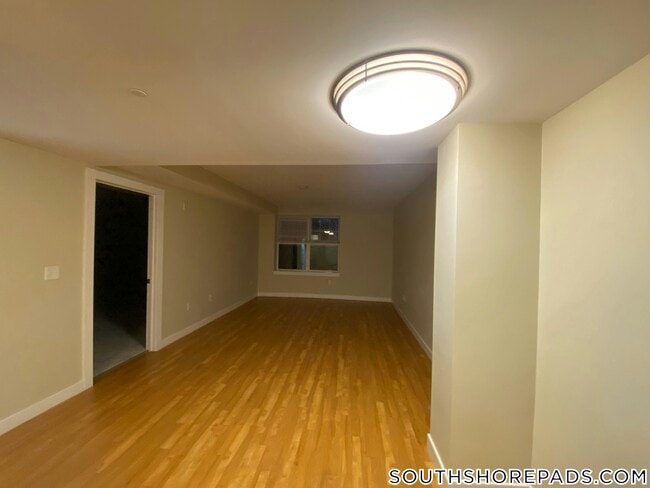 Photo - 20 Pond St Unidad 203