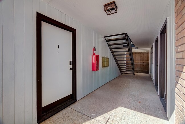 Photo - 1915 McDuffie St Unit 1