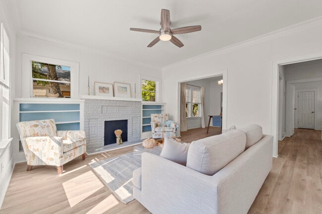 Photo - 2629 E Houston St