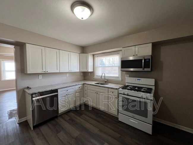 Photo - 4367 Boswell Ave