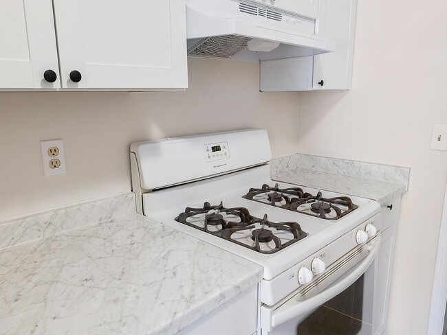 Photo - 1189 Ashborough Dr Unit F