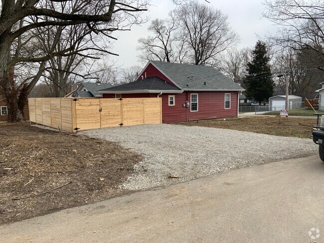 Building Photo - 409 Samuel Moore Pkwy Rental