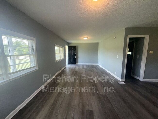 Photo - 6087 Old York Rd